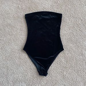 NWOT Black Urban Outfitters Velvet Tube Top / Strapless Bodysuit